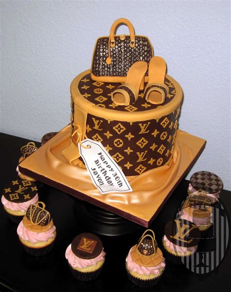 louis vuitton birthday cake.